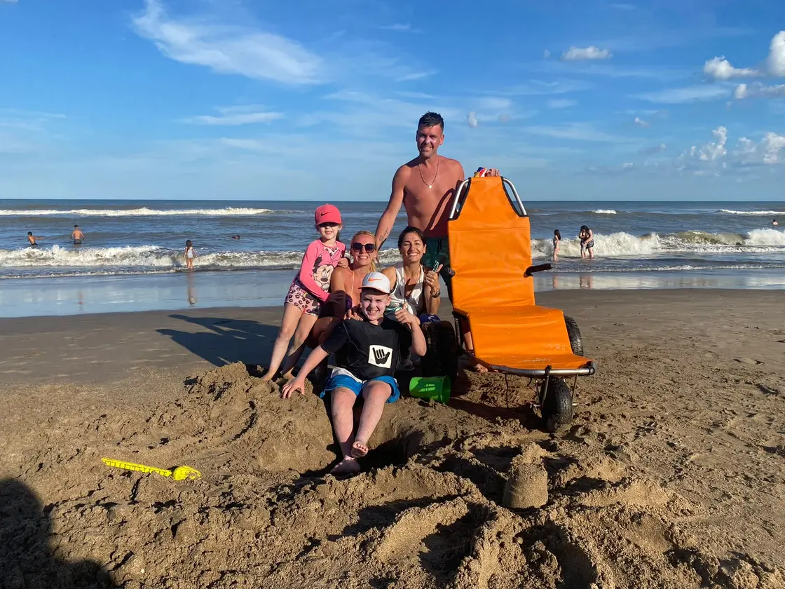 Silla anfibia para disfrutar del mar en Playa 13